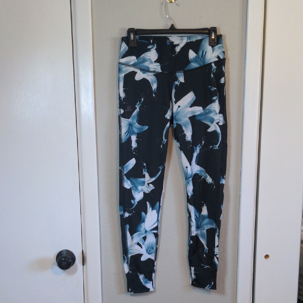 Salomon Women's Mantra Tech Leg Floral Black and White Leggings, Medium